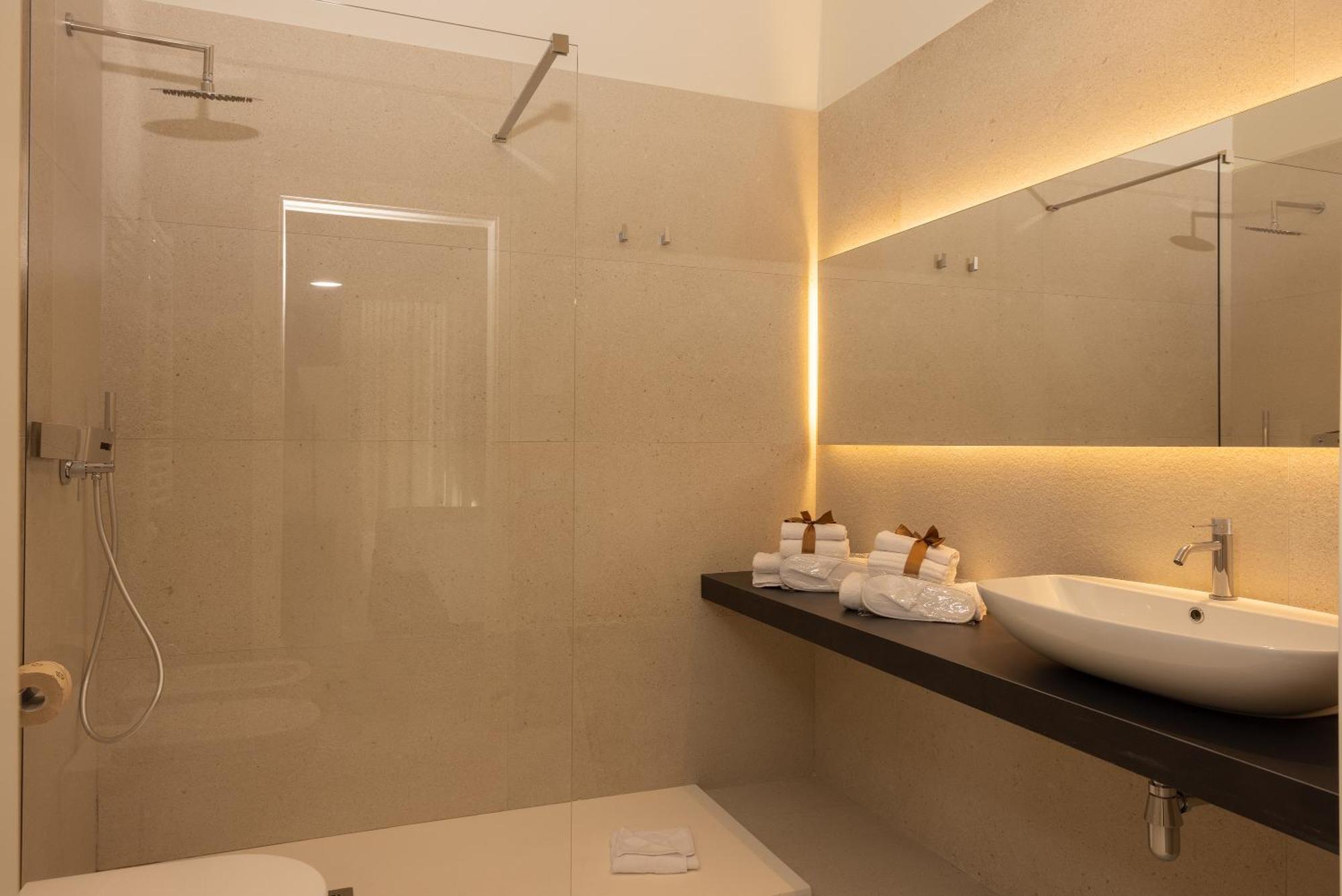 B21 Lifestyle Hotel Bari Exteriör bild